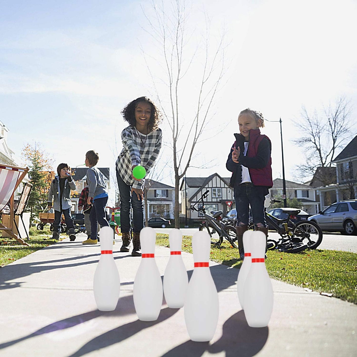 Liberry Kids Bowling Set, 10 Plastic Toy Bowling Pins & 2 Balls, Toddler Indoor Outdoor Sports Games, Educational Birthday Gifts for Boys Girls Ages 2 3 4 5 (White)